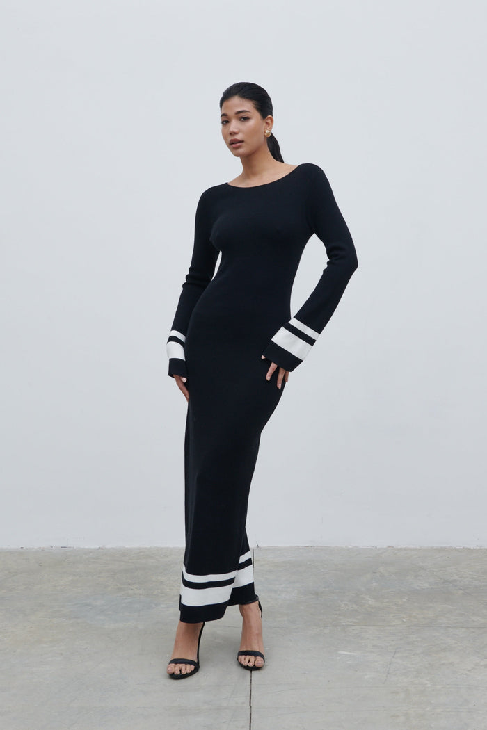 Bianca Is 5'9" & Wears Size UK XS|Milana Midaxi Knit Dress - Black
