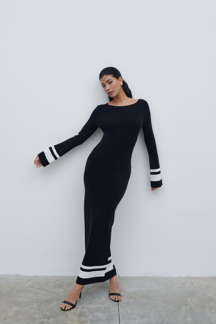 Bianca Is 5'9" & Wears Size UK XS|Milana Midaxi Knit Dress - Black