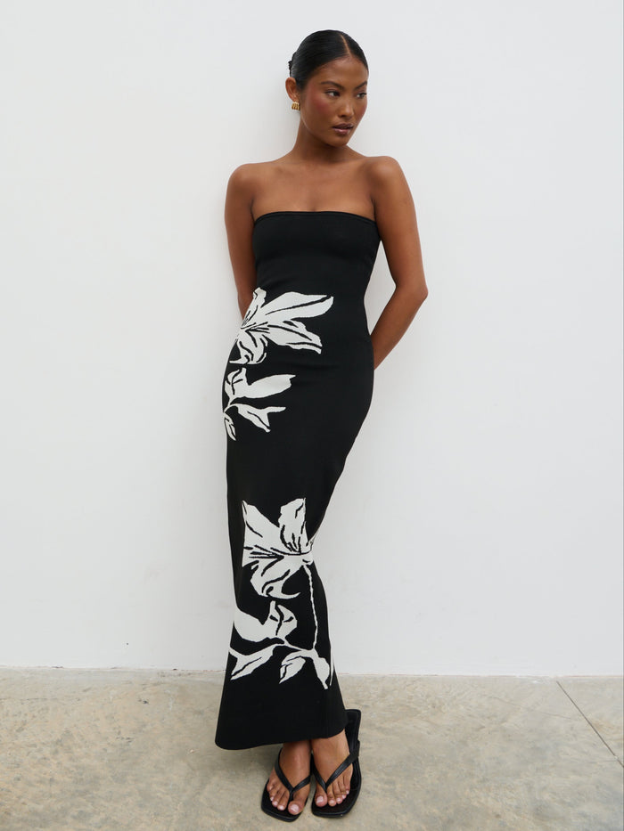 Elle Is 5'3" & Wears Size UK XS|Milena Floral Bandeau Knit Midaxi Dress - Black and Cream