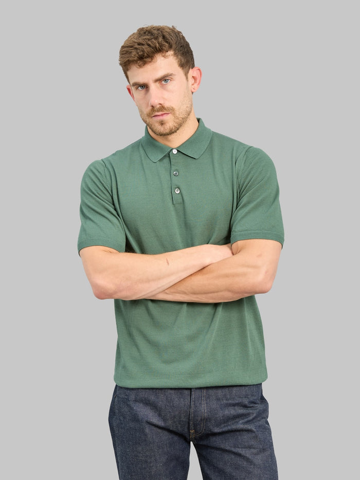 Mooncastle 12G Ice Cotton Polo Olive styled