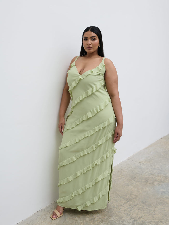 Souki Is 5'8" & Wears Size UK 18|Nadine Ruffle Maxi Dress Curve - Pistachio