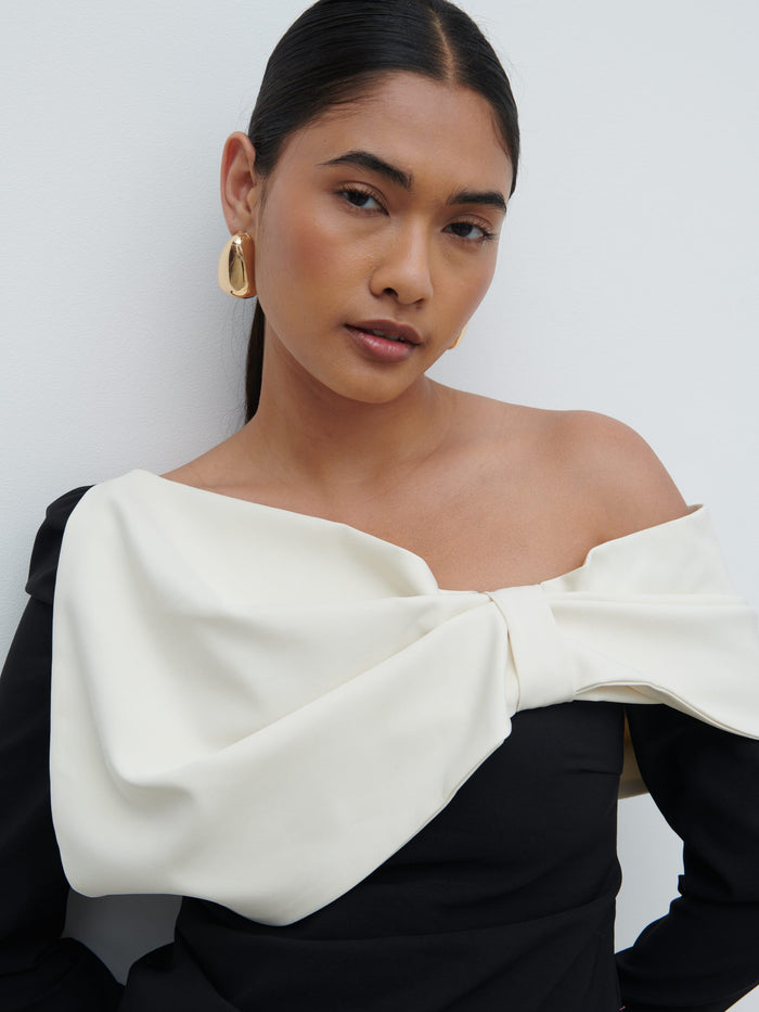 Candy Is 5'6" & Wears Size UK 8|Naomi Exaggerated Bow Top - Black and Cream