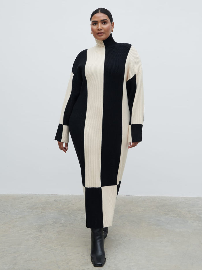 Souki Is 5'8" & Wears Size UK XL|Nayah High Funnel Neck Knit Dress Curve - Stripe