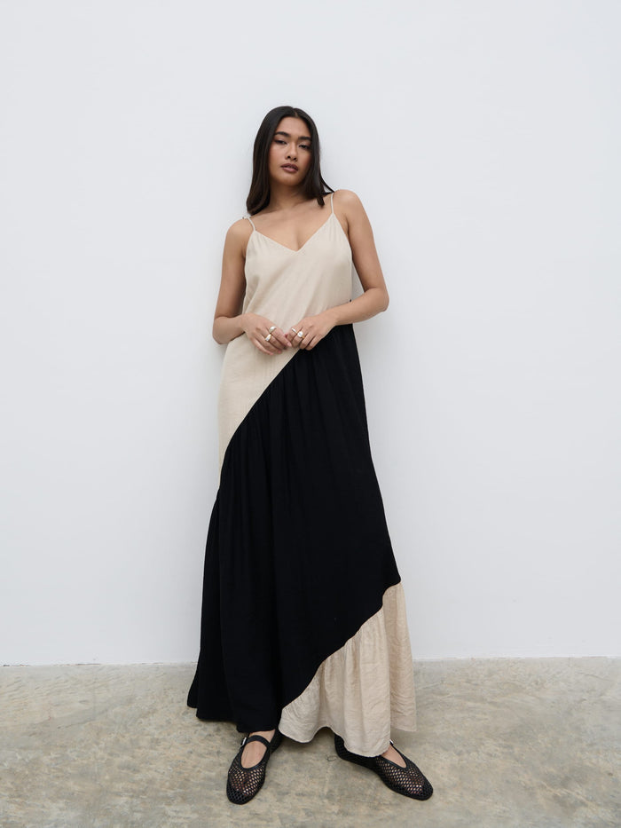 Candy Is 5'6" & Wears Size UK 8|Neah Stripe Maxi Dress - Beige and Black