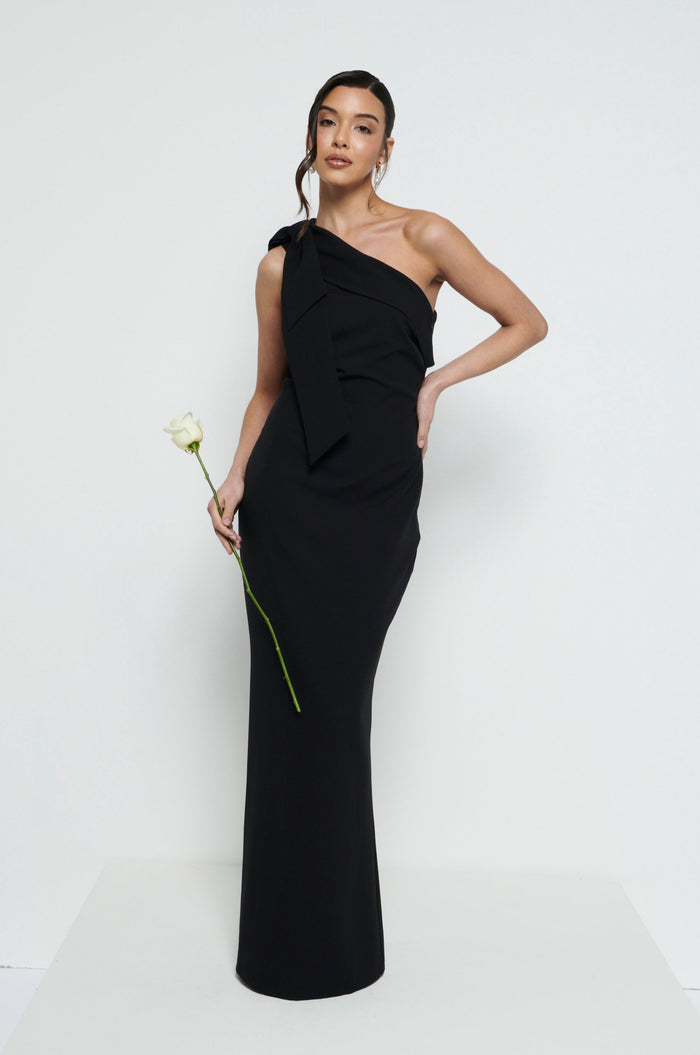 Marina Is 5'7.5" & Wears Size UK 8|Nevaeh One Shoulder Crepe Maxi Bridesmaid Dress - Black