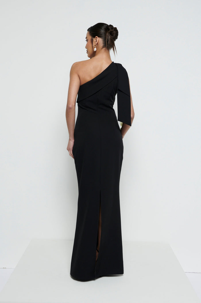 Marina Is 5'7.5" & Wears Size UK 8|Nevaeh One Shoulder Crepe Maxi Bridesmaid Dress - Black