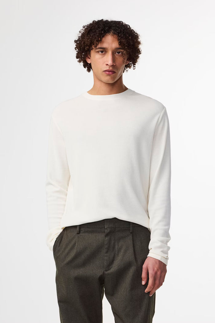NN. 07 - Clive Waffle Knit Tee in Egg White