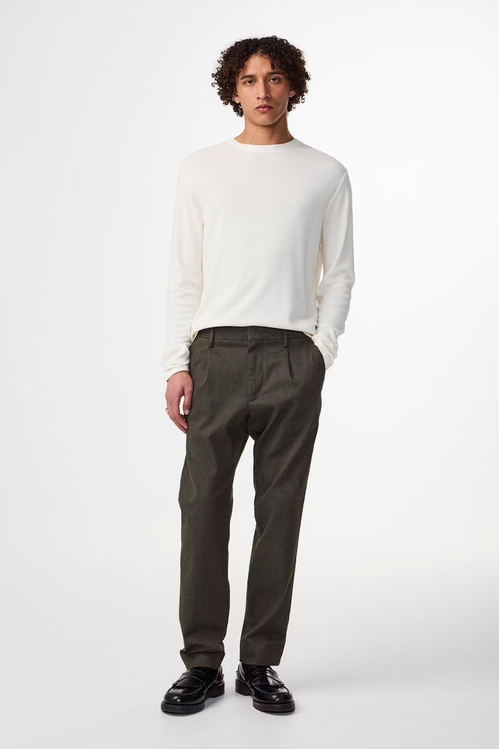 NN. 07 - Clive Waffle Knit Tee in Egg White