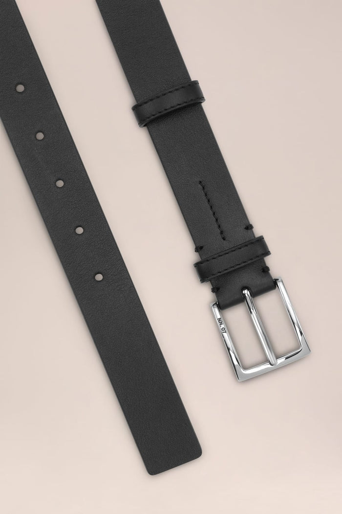 NN. 07 - Ever Belt in Black - Kalifornia Jean Bar