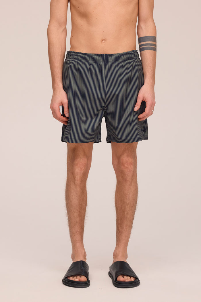 NN. 07 - Holiday Shorts in Capers Stripe