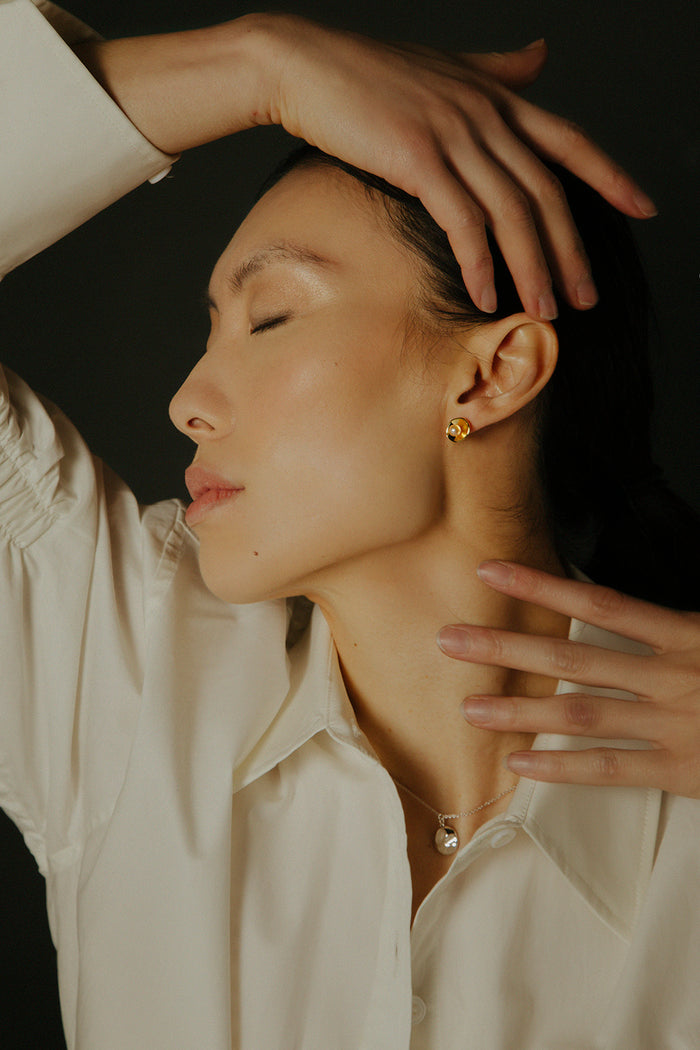 OPEN BUBBLE EARRING in Gold
