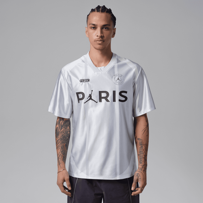 Paris Saint-Germain x Jordan Jersey