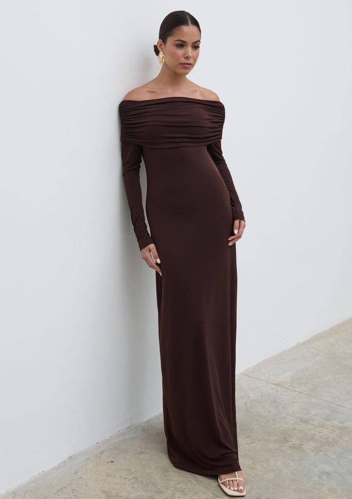Elissa Is 5'8.5" & Wears Size UK 8|Perrie Bardot Jersey Maxi Dress - Brown