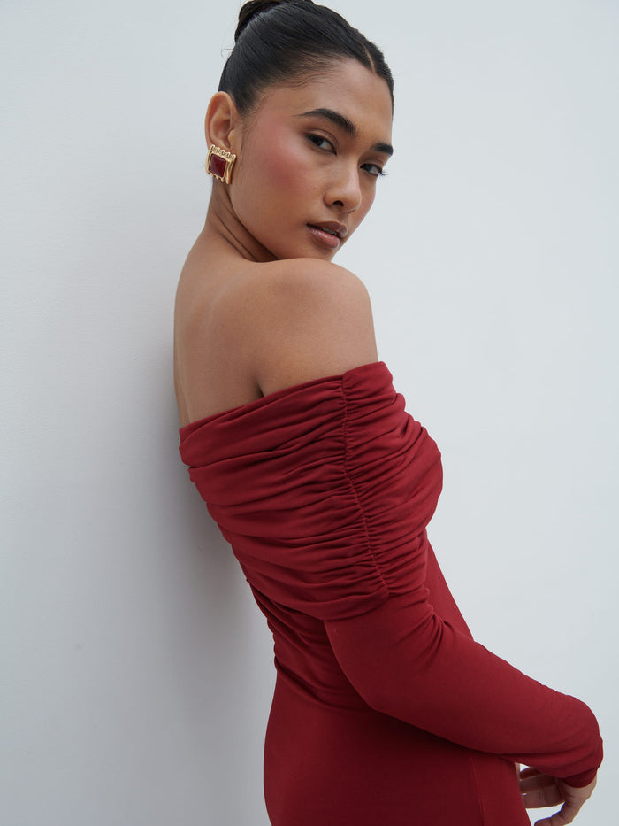 Candy Is 5'6" & Wears Size UK 8|Perrie Bardot Jersey Maxi Dress - Burgundy