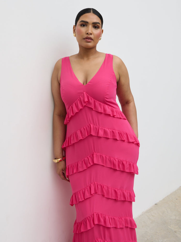 Souki Is 5'8" & Wears Size UK 18|Piper Ruffle Maxi Dress Curve - Fuchsia