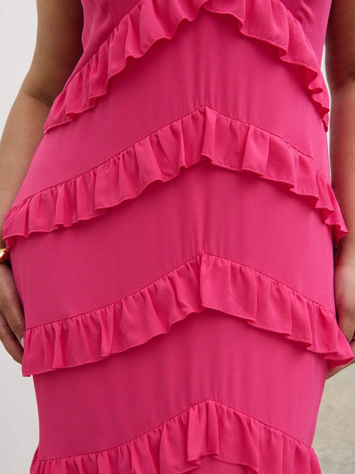 Souki Is 5'8" & Wears Size UK 18|Piper Ruffle Maxi Dress Curve - Fuchsia