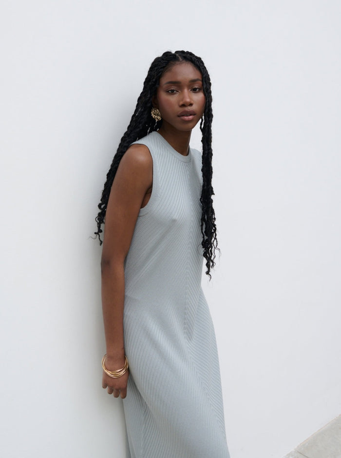 Shilloh Is 5'9" & Wears Size UK S|Portia Shift Knit Midaxi Dress - Light Blue