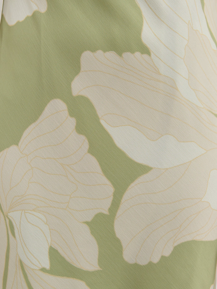 Elle Is 5'3" & Wears Size UK 6|Primrose Kimono Sleeve Maxi Dress - Olive Floral