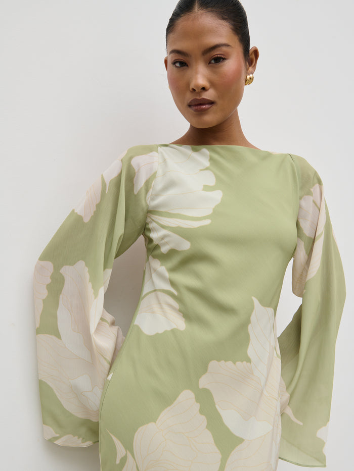 Elle Is 5'3" & Wears Size UK 6|Primrose Kimono Sleeve Maxi Dress - Olive Floral