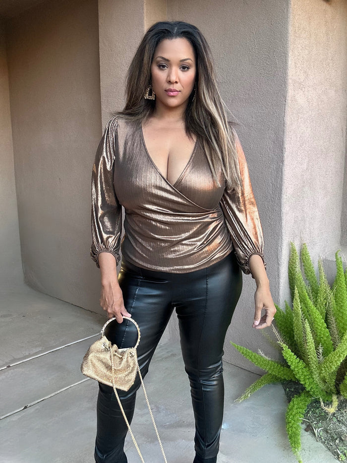 Queen Metallic Surplice PlusTop image 0