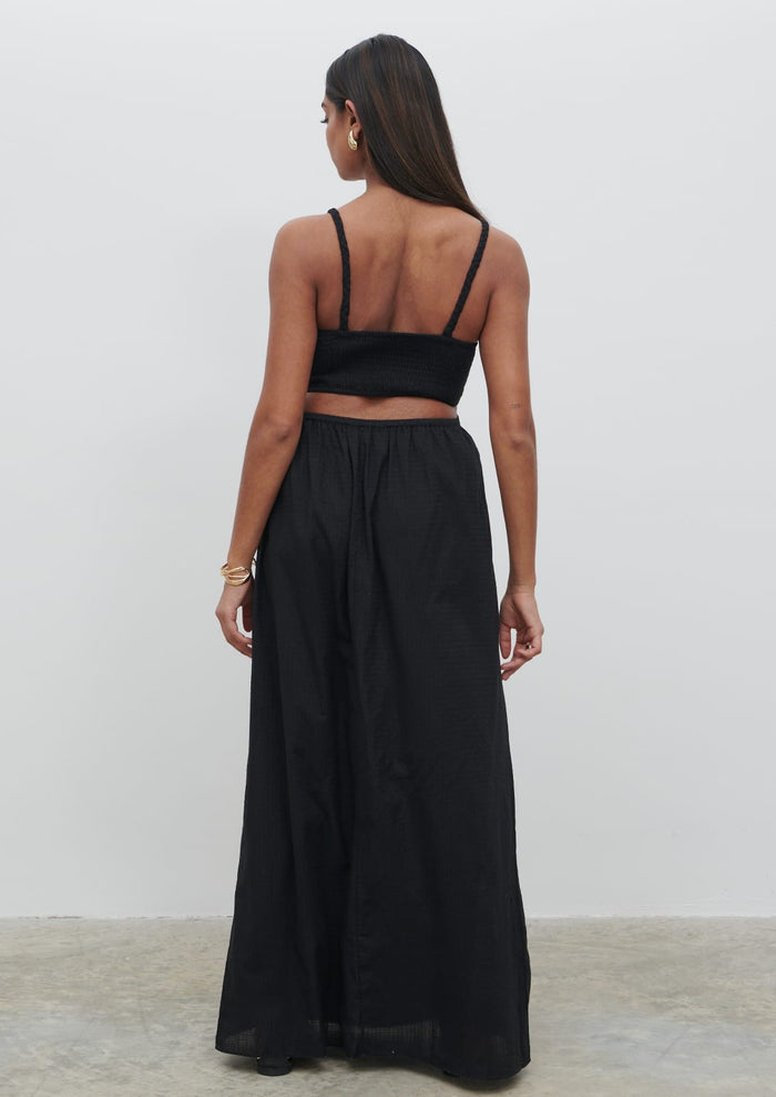 Sachi Is 5’7” & Wears Size UK 8|Ramona Cut Out Maxi Dress - Black