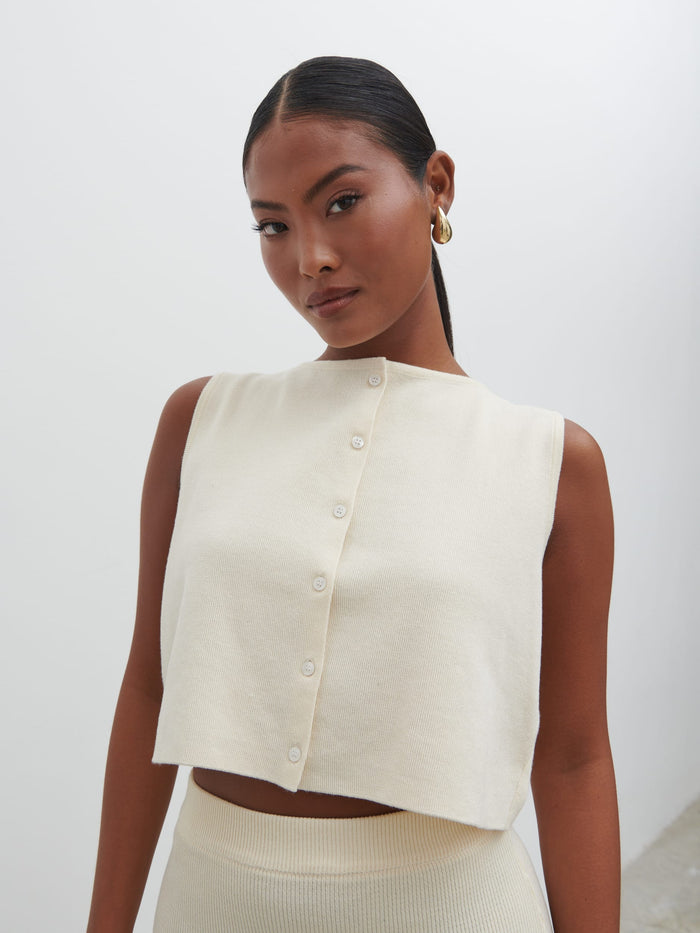 Elle Is 5'3" & Wears Size UK XS|Reese Knit Waistcoat - Cream