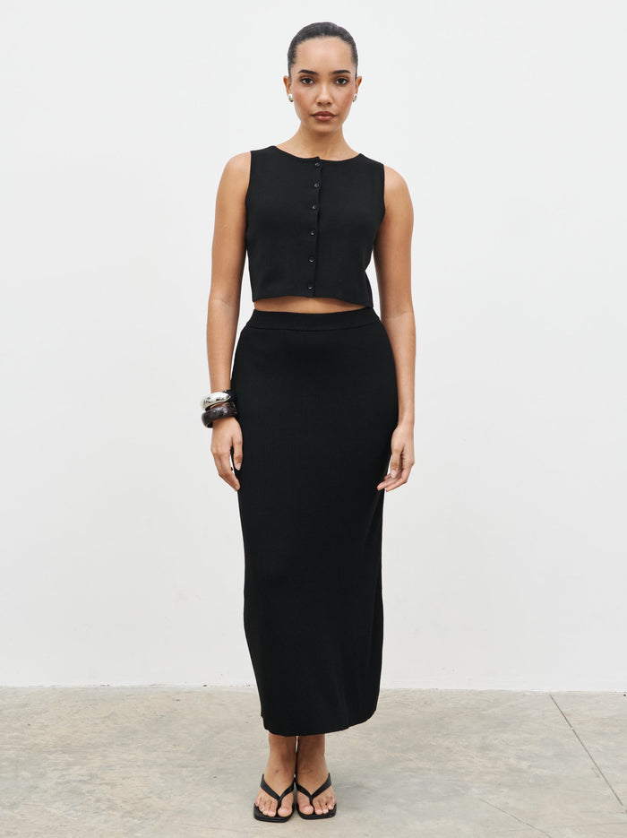 Celeste is 5'7.5" & Wears Size UK S|Reese Midaxi Knit Skirt - Black