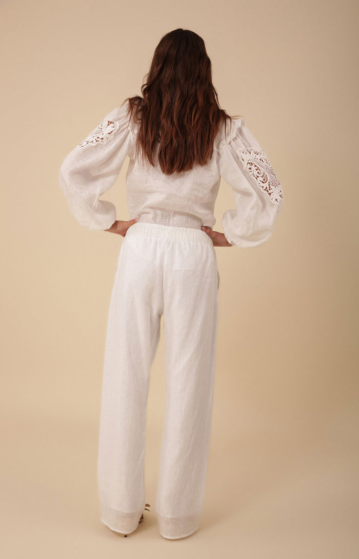 Reese Solid Linen Top, color_white