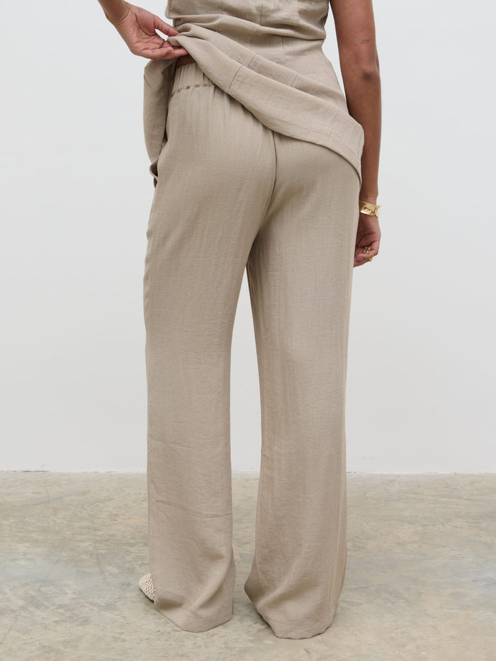 Sachi Is 5’7” & Wears Size UK 8|Remy Trousers - Stone