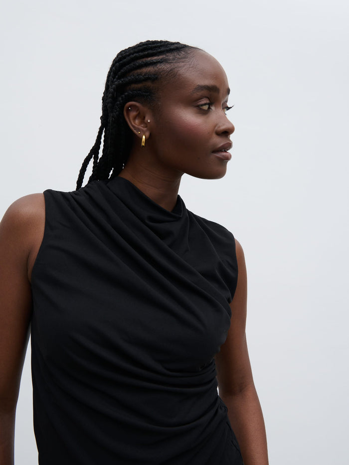 Ayo Is 5'9" & Wears Size UK S|Rhea Jersey Sleeveless Top - Black