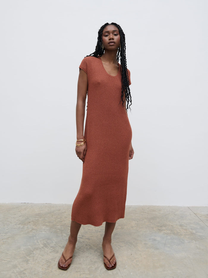 Shilloh Is 5'9" & Wears Size UK S|Rose Knit Midaxi Dress - Rosewood