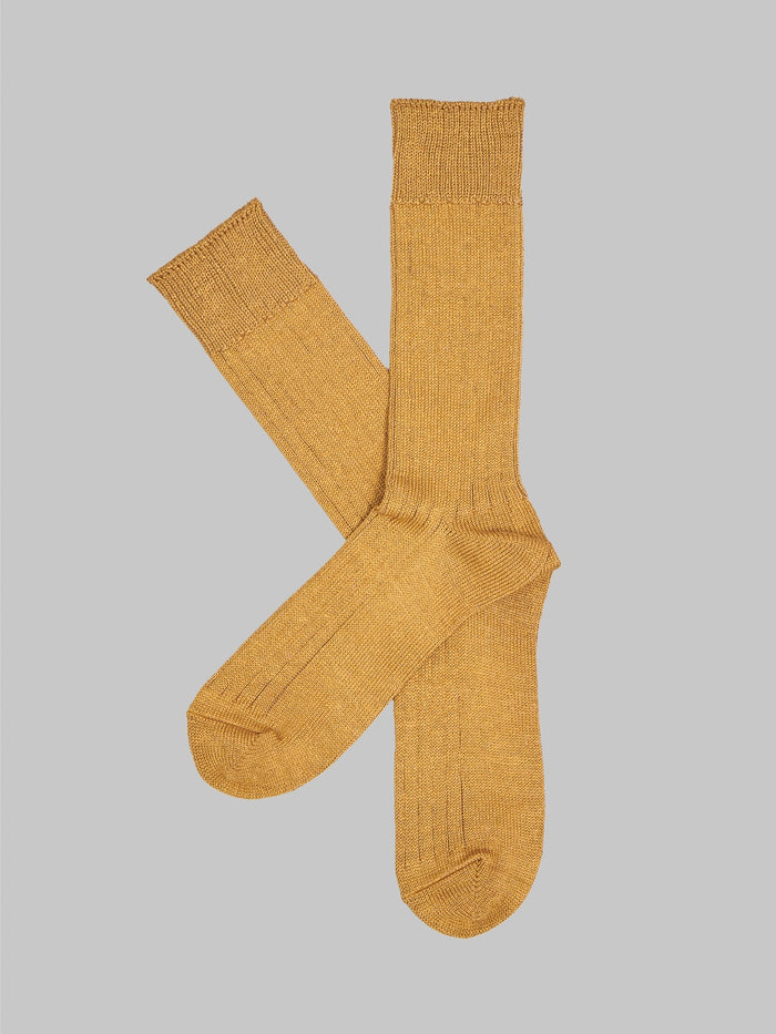 rototo linen cotton ribbed crew socks gold texture