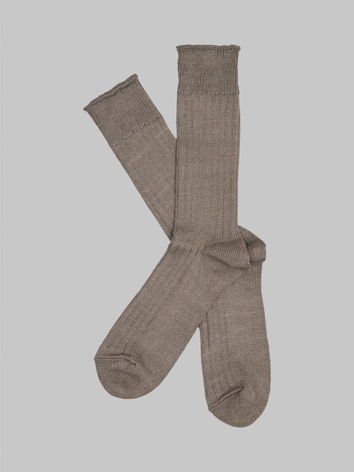 rototo linen cotton ribbed crew socks dark gray texture
