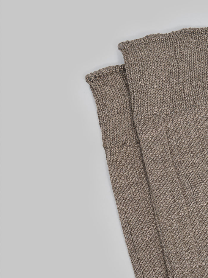 rototo linen cotton ribbed crew socks dark gray elastic band