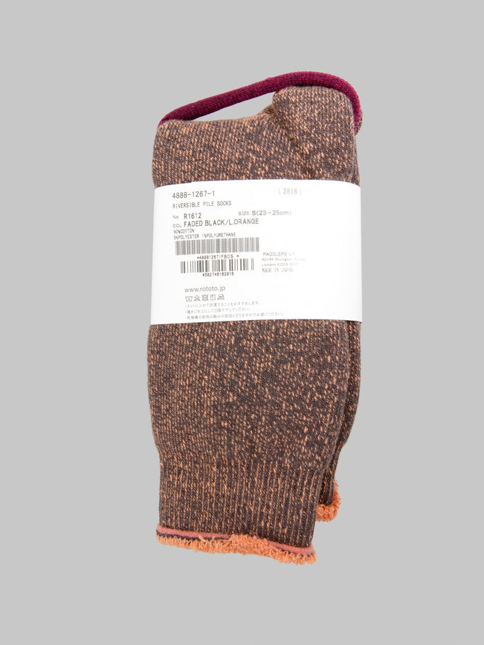 ROTOTO Reversible Pile Socks Faded Black Light Orange back