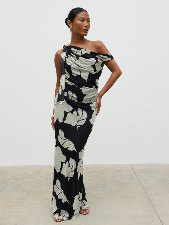 Elle Is 5'3" & Wears Size UK 6|Shea Jersey Maxi Skirt - Monochrome Floral