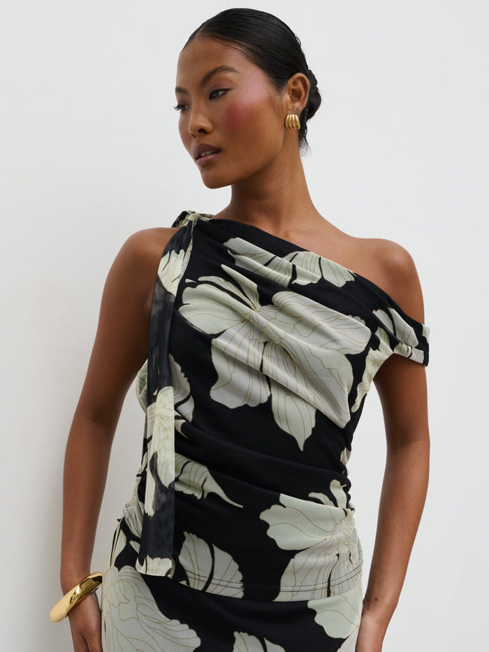 Elle Is 5'3" & Wears Size UK 6|Shea Off Shoulder Jersey Tie Top - Monochrome Floral