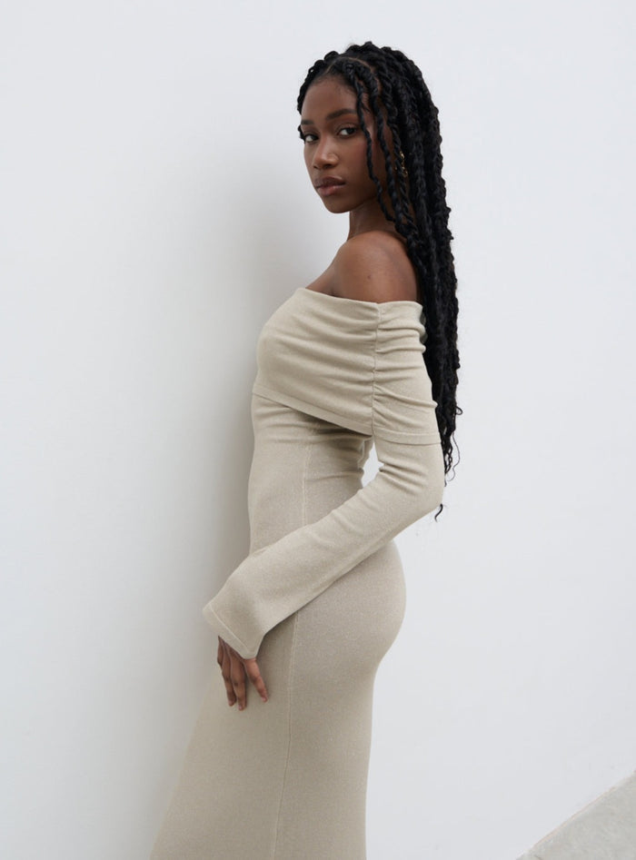 Shilloh Is 5'9" & Wears Size UK S|Soreya Glitter Maxi Dress - Gold