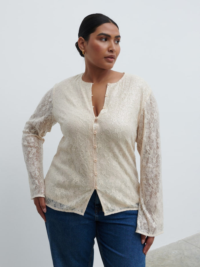 Souki Is 5'8" & Wears Size UK 18|Tai Sequin Lace Cardigan Curve - Oyster