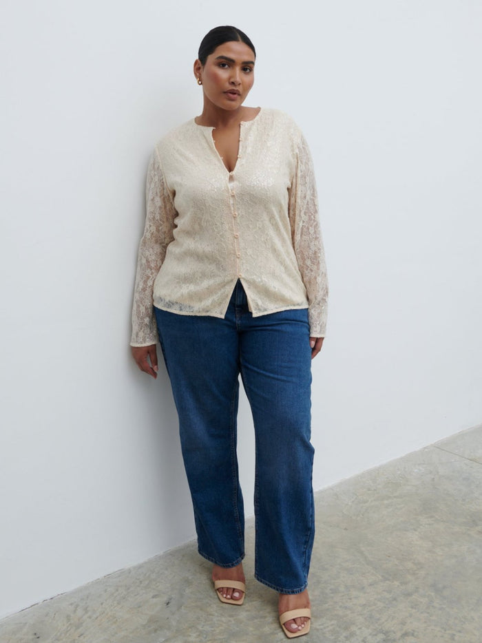 Souki Is 5'8" & Wears Size UK 18|Tai Sequin Lace Cardigan Curve - Oyster