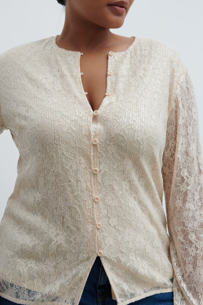 Souki Is 5'8" & Wears Size UK 18|Tai Sequin Lace Cardigan Curve - Oyster