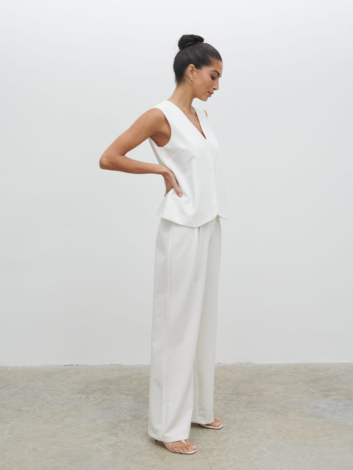 Lygia Is 5'9" & Wears Size UK 8|Taya Tailored Waistcoat - Cream