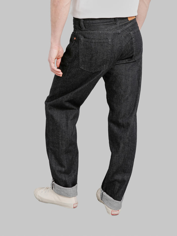 The Flat Head DB004 12.5oz Wide Tapered Jeans Black back styled fit
