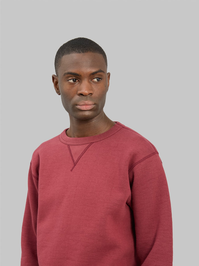 the strike gold loopwheeled sweatshirt burgundy chest
