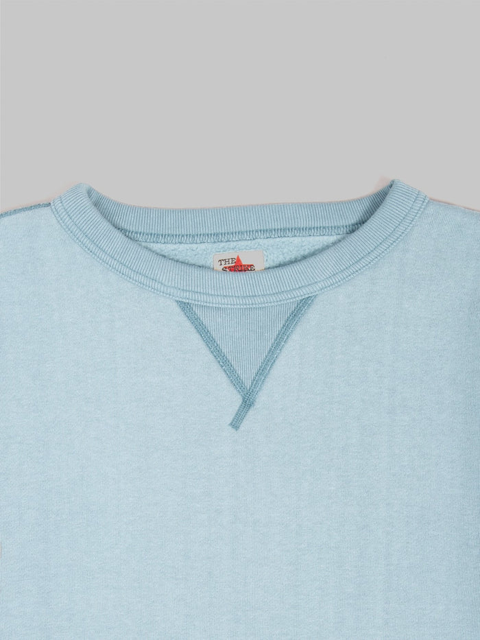 the strike gold loopwheeled sweatshirt sax blue collar details