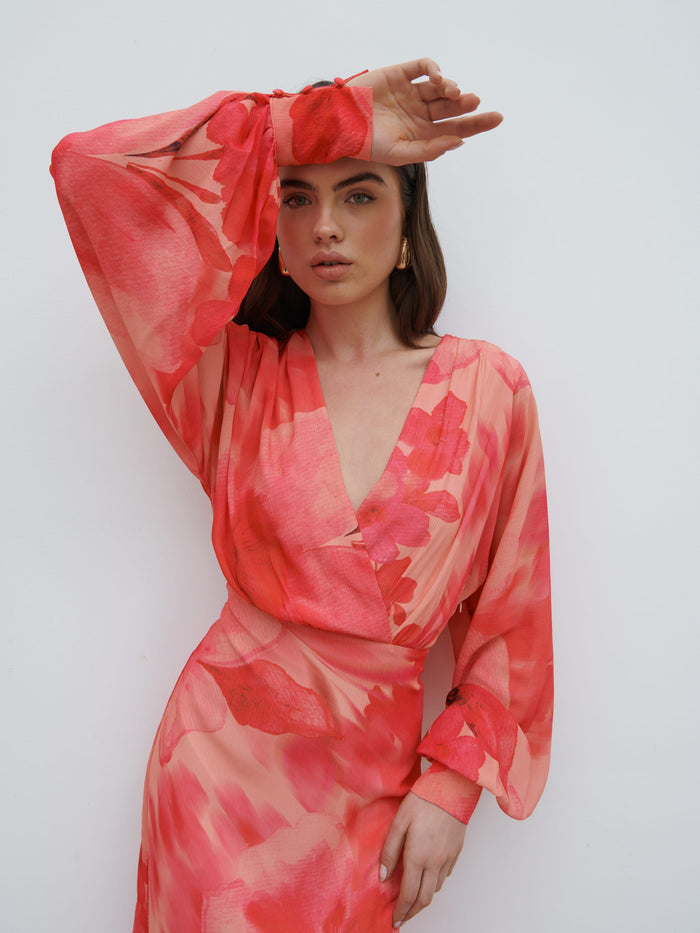 Lauren Is 5'7.5" & Wears Size UK 6|Theia Batwing Maxi Dress - Pink Large Scale Floral