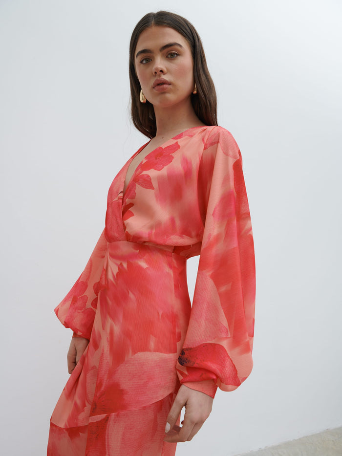 Lauren Is 5'7.5" & Wears Size UK 6|Theia Batwing Maxi Dress - Pink Large Scale Floral
