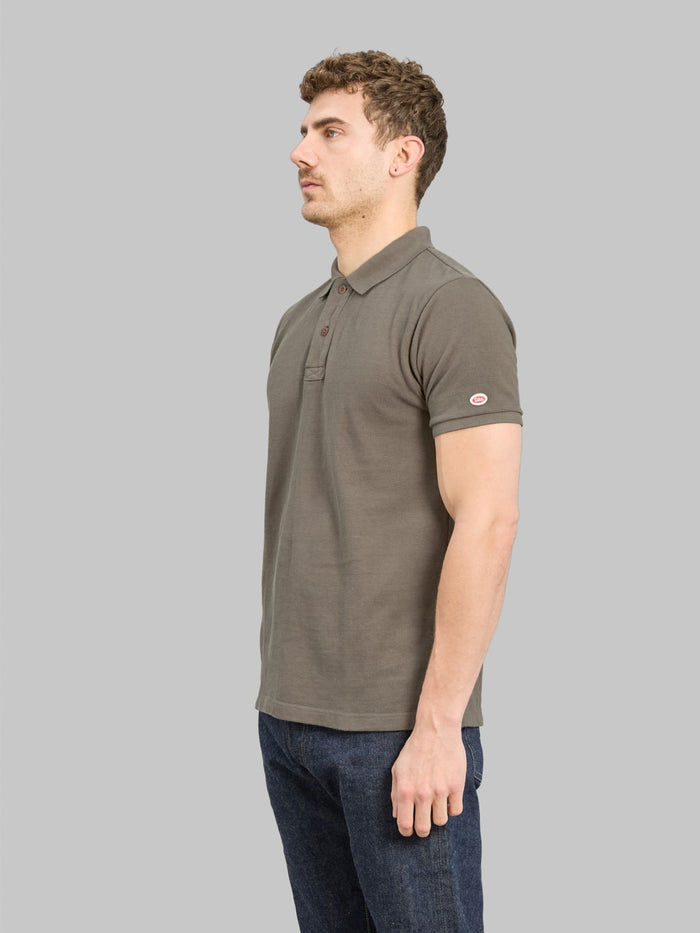 UES Polo Shirt Greige side look