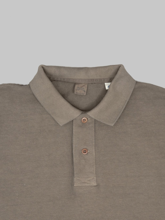 UES Polo Shirt Greige corozo buttons