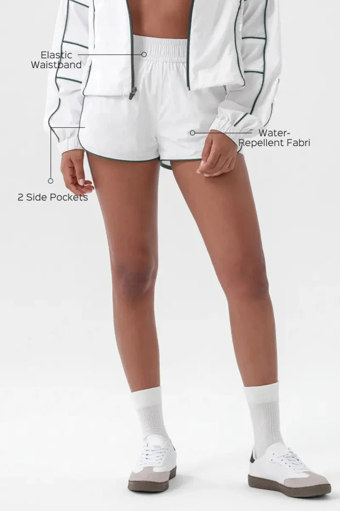 Women's casual loose sports shorts White Advantages Introduction, Elastic Waistband, Water Repellent Fabri, 2 Side Pockets